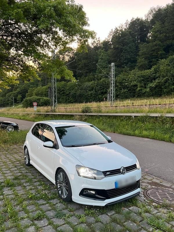 Gebraucht VW Polo R-line 90 PS (66 kW) 2016 Weiß Kleinwagen