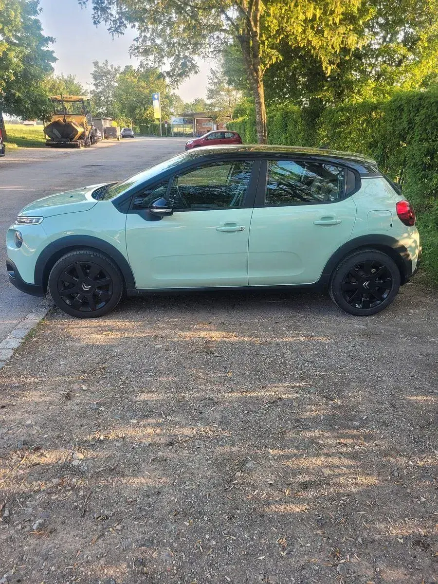 Gebraucht Citroën C3 Feel 82 PS (60 kW) 2017 Grün Kleinwagen