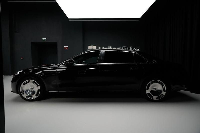 Gebraucht Mercedes S580 503 PS (369 kW) 2023 Schwarz Limousine