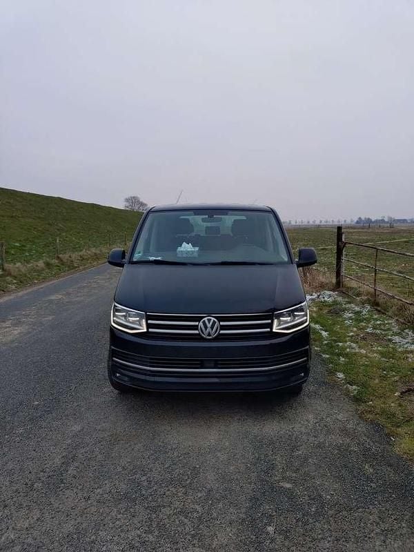 Gebraucht VW Multivan Generation Six 150 PS (110 kW) 2018 Schwarz Van