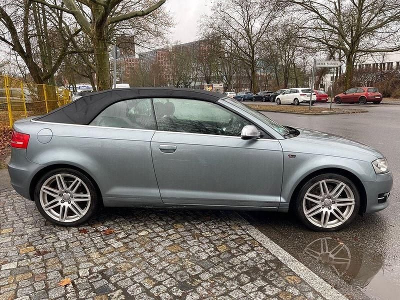 Gebraucht Audi A3 Cabriolet S-Line 105 PS (77 kW) 2012 Grau Cabrio