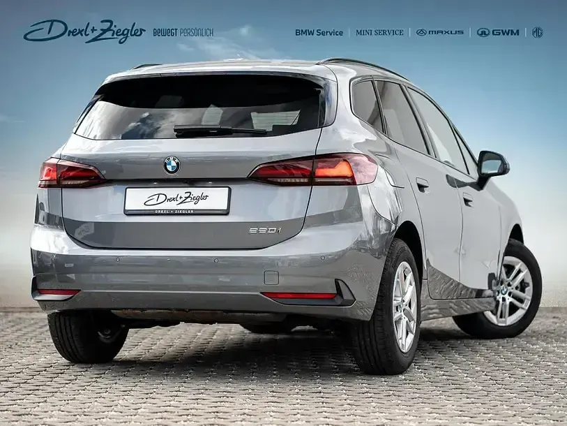Używany BMW 220 Active Tourer Performance 170 KM (125 kW) 2025 Szary Minivan