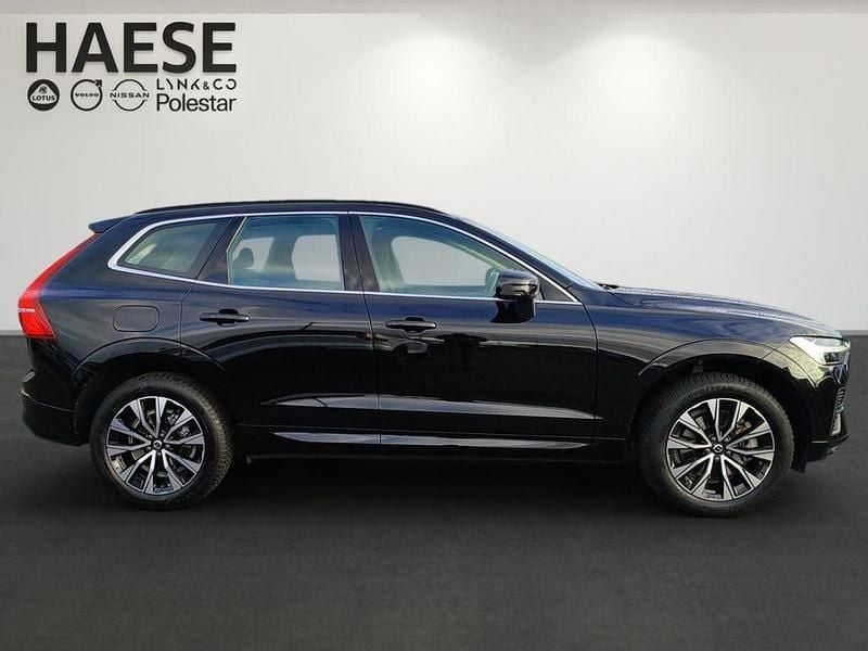 Gebraucht Volvo XC60 Core 197 PS (144 kW) 2022 Onyx black SUV