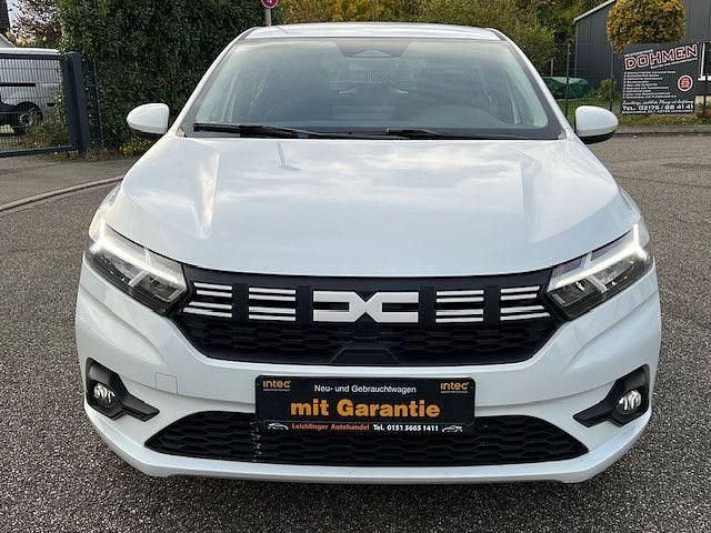 Gebraucht Dacia Sandero Expression 91 PS (66 kW) 2024 Weiß Limousine