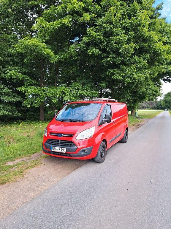 Rot Gebraucht 2015 Ford Transit Custom Van / Kleinbus | 8.800 € (Superpreis) - Bild 1/4