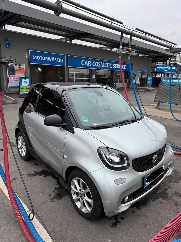 Gebraucht Smart ForTwo Cabrio Passion 71 PS (52 kW) 2017 Silber Cabrio
