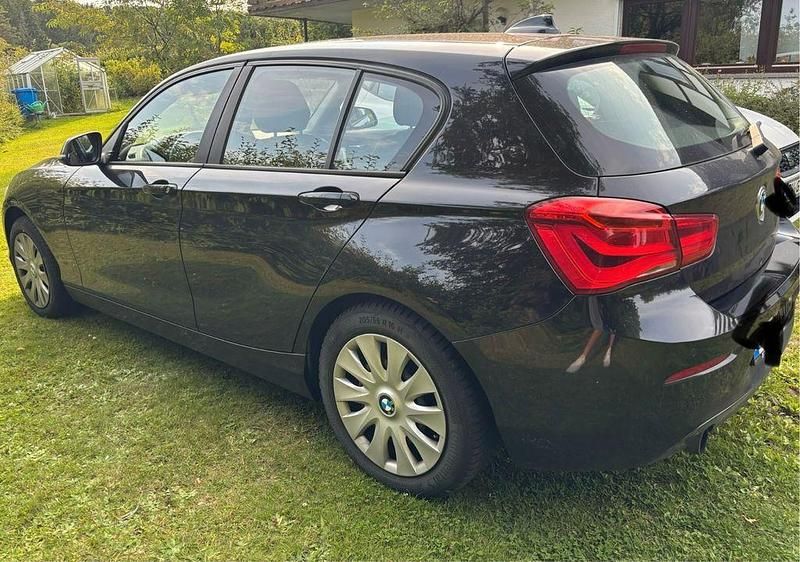 Gebraucht BMW 116 116 PS (85 kW) 2016 Schwarz Kleinwagen