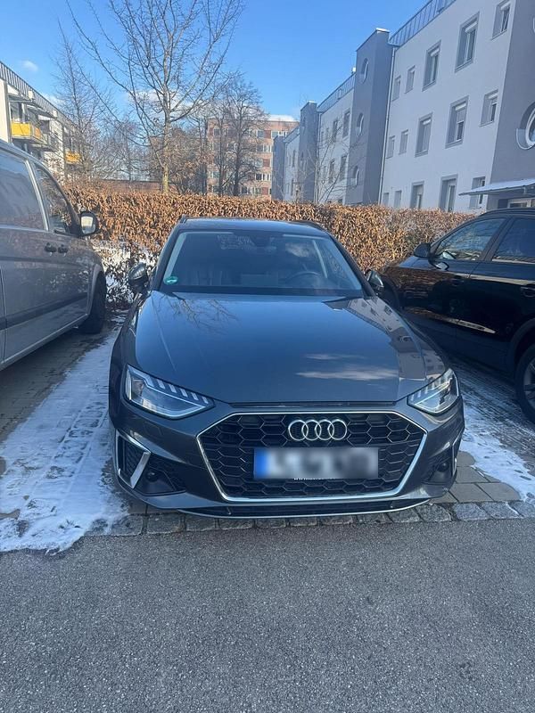 Gebraucht Audi A4 S-Line 163 PS (119 kW) 2020 Grau Kombi