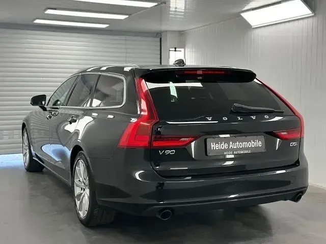 Gebraucht Volvo V90 Momentum 235 PS (172 kW) 2017 Schwarz Kombi