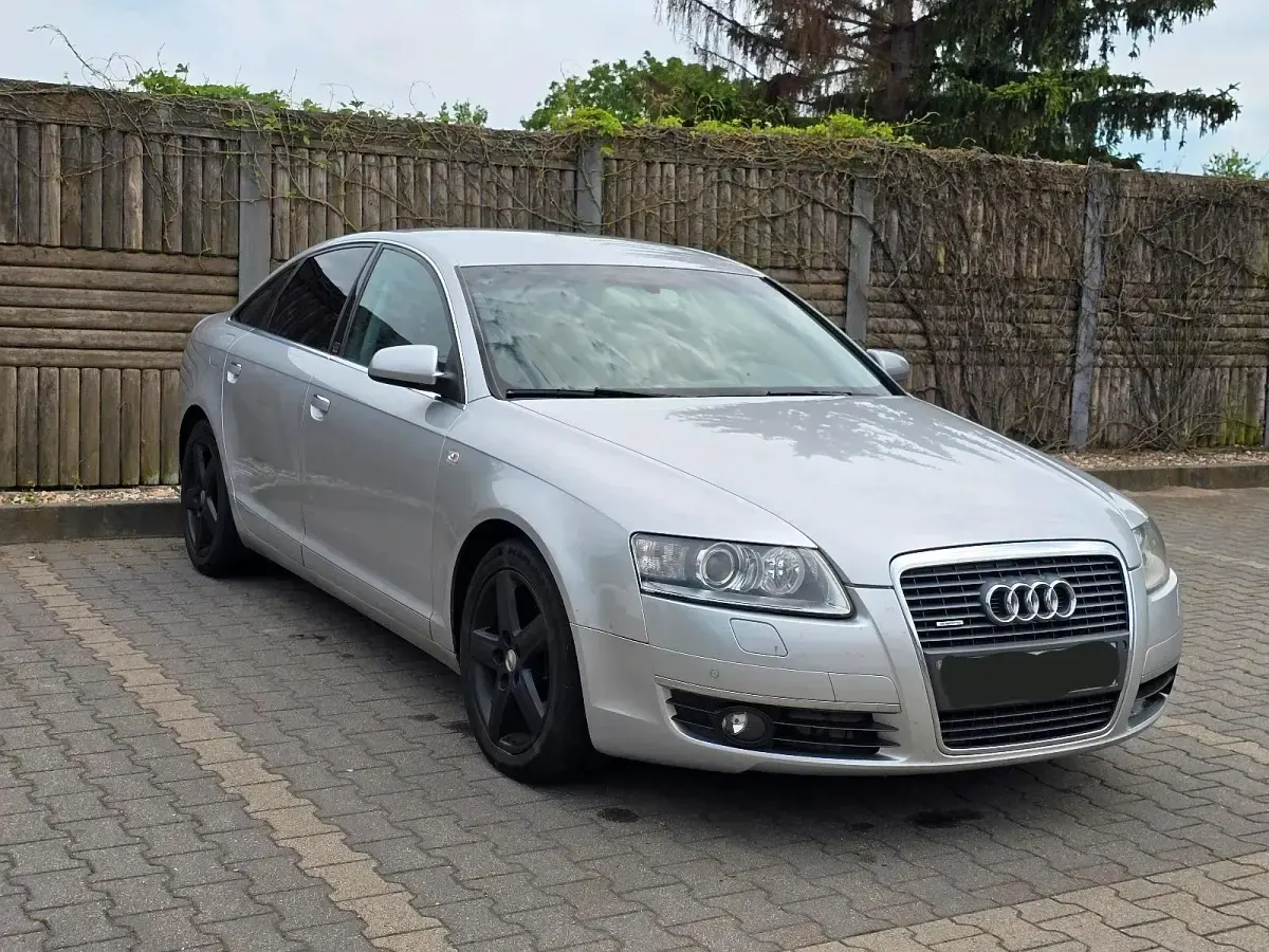 Gebraucht Audi A6 300 PS (220 kW) 2005 Silber Limousine