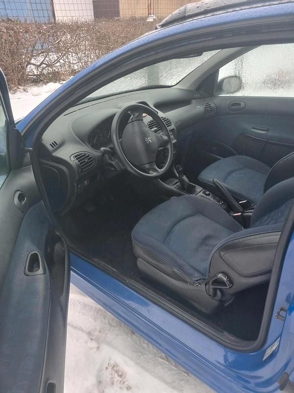 Gebraucht Peugeot 206 50 PS (36 kW) 2003 Blau Coupé