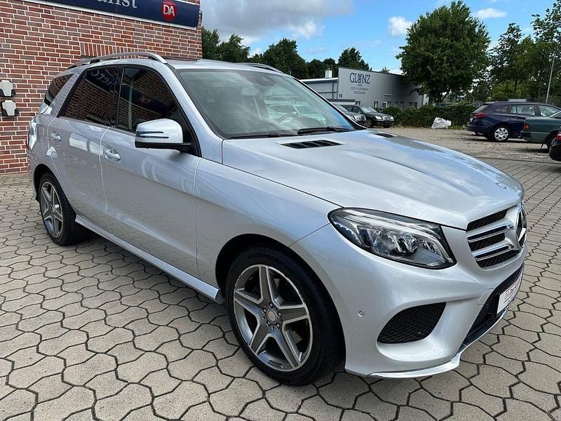 Gebraucht Mercedes GLE250 AMG 204 PS (150 kW) 2016 Silber SUV