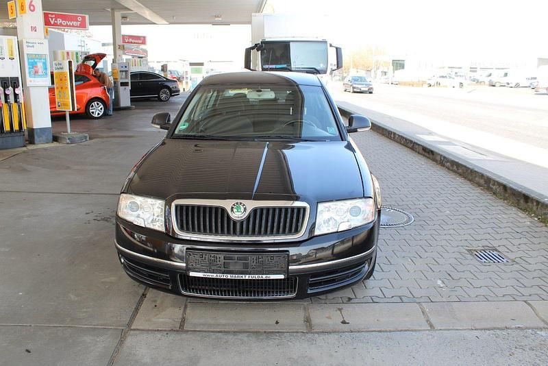 Gebraucht Skoda Superb 150 PS (110 kW) 2008 Schwarz Limousine