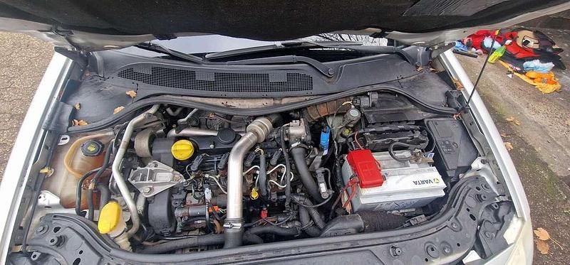 Gebraucht Renault Mégane II Dynamique 103 PS (75 kW) 2008 Limousine