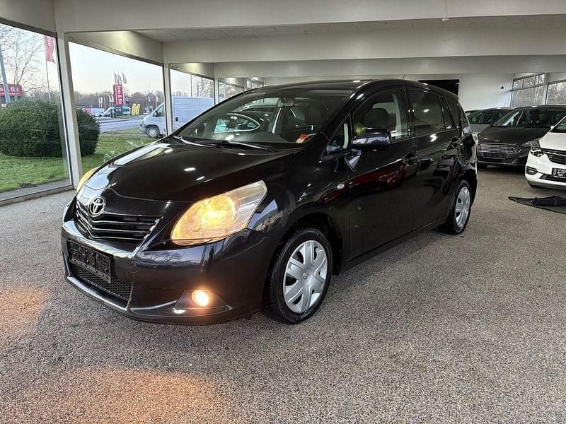 Gebraucht Toyota Verso Touch 147 PS (108 kW) 2011 Schwarz Van / Kleinbus