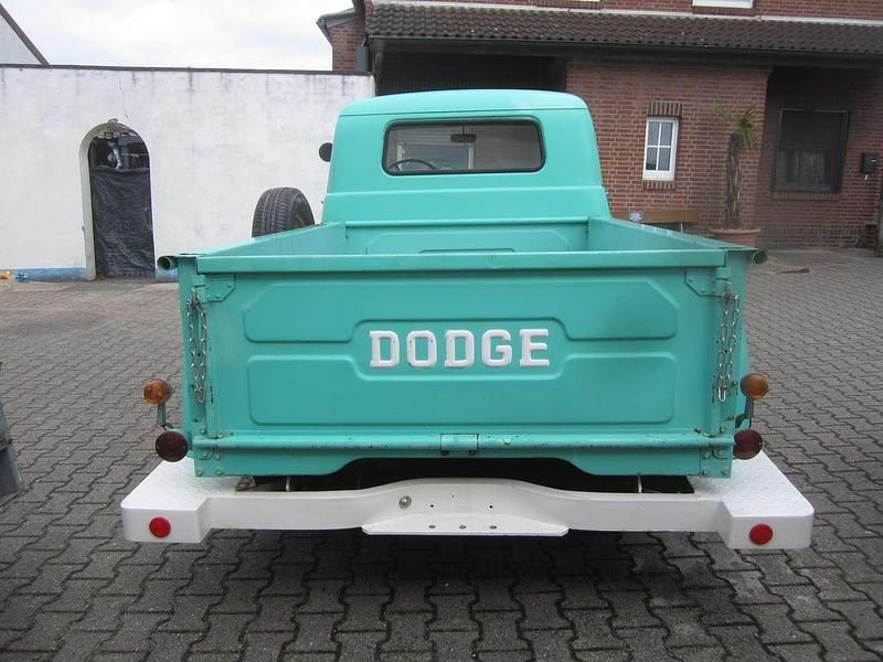 Gebraucht Dodge D100 205 PS (150 kW) 1957 Grün SUV