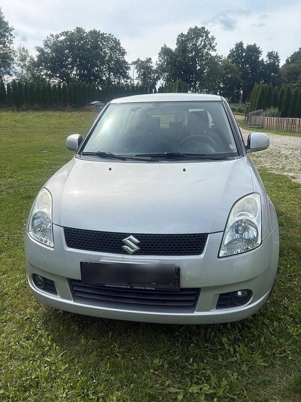 Silber Gebraucht 2006 Suzuki Swift Kleinwagen | 1.850 € (Superpreis) - Bild 1/4