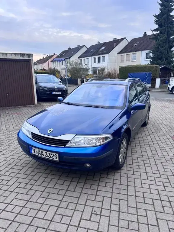 Gebraucht Renault Laguna GrandTour Dynamique 163 PS (119 kW) 2003 Grau Kombi