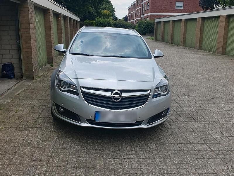 Silber Gebraucht 2015 Opel Insignia Kombi | 7.600 € (Etwas zu teuer) - Bild 1/4