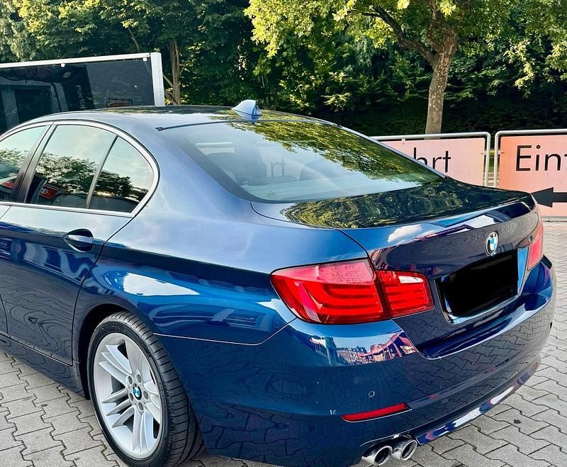 Gebraucht BMW 523 204 PS (150 kW) 2010 Andere farben Limousine