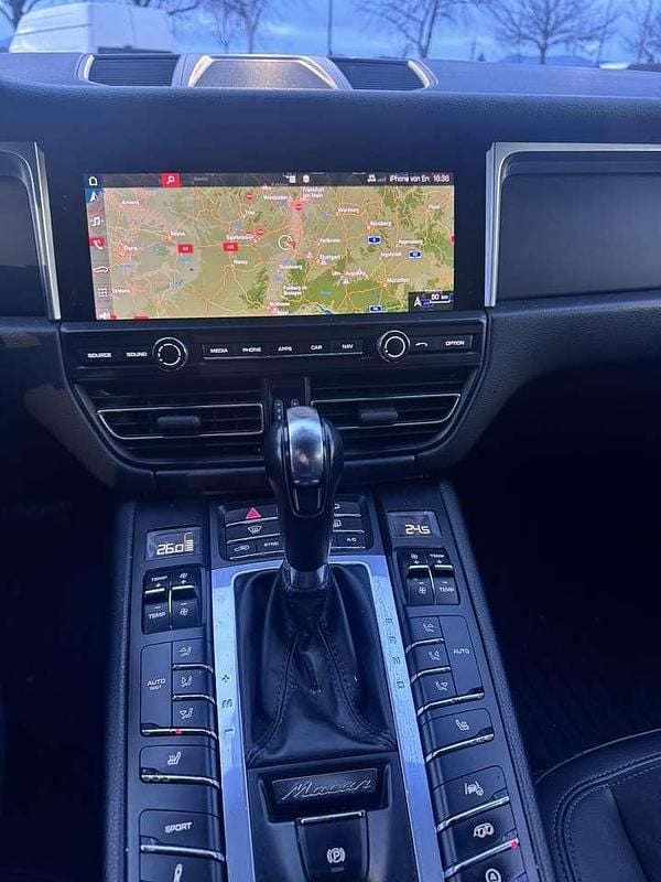 Gebraucht Porsche Macan 245 PS (180 kW) 2018 SUV