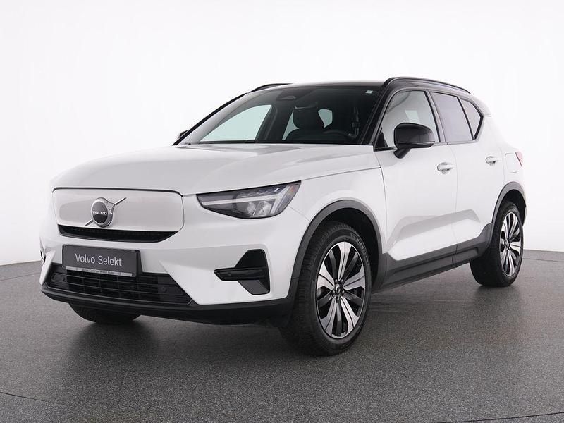 Gebraucht Volvo XC40 Plus 169 kW (231 PS) 2022 Weiß crystal white / metallic SUV
