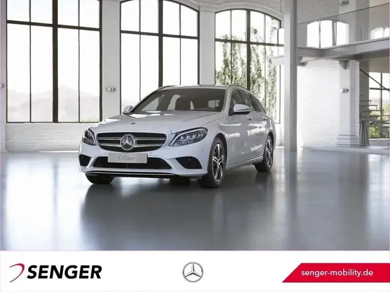 Weiß Gebraucht 2020 Mercedes C220 Avantgarde | 28.690 € (Superpreis) - Bild 1/1