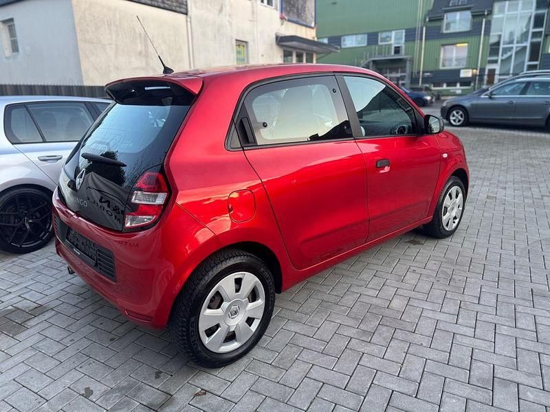 Gebraucht Renault Twingo Expression 71 PS (52 kW) 2012 Rot Kleinwagen