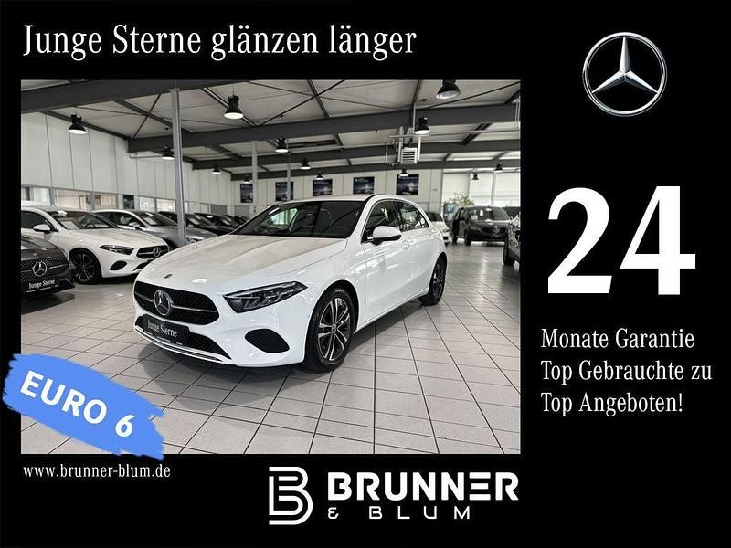Weiß Gebraucht 2024 Mercedes A180 Progressive Limousine | 29.490 € (Fairer Preis) - Bild 1/4