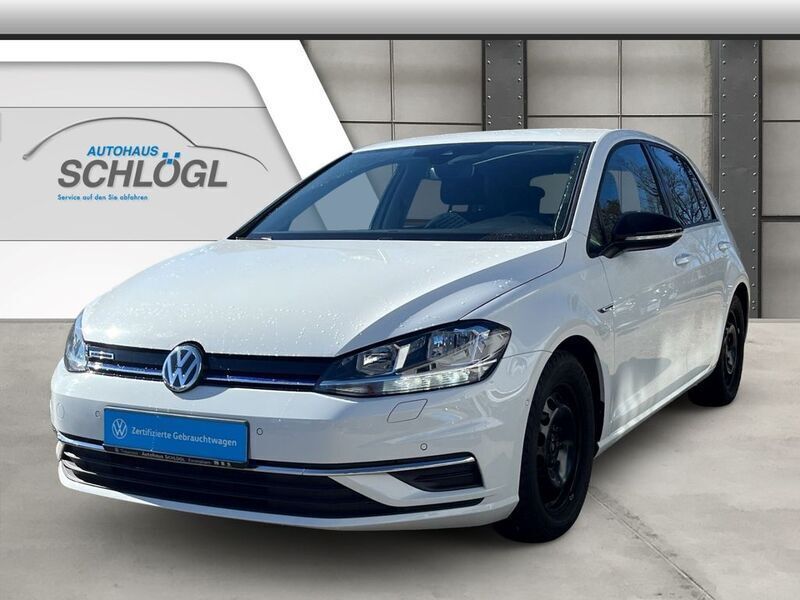 Weiß pure white Gebraucht 2019 VW Golf VII IQ Drive Limousine | 18.250 € (Guter Preis) - Bild 1/4