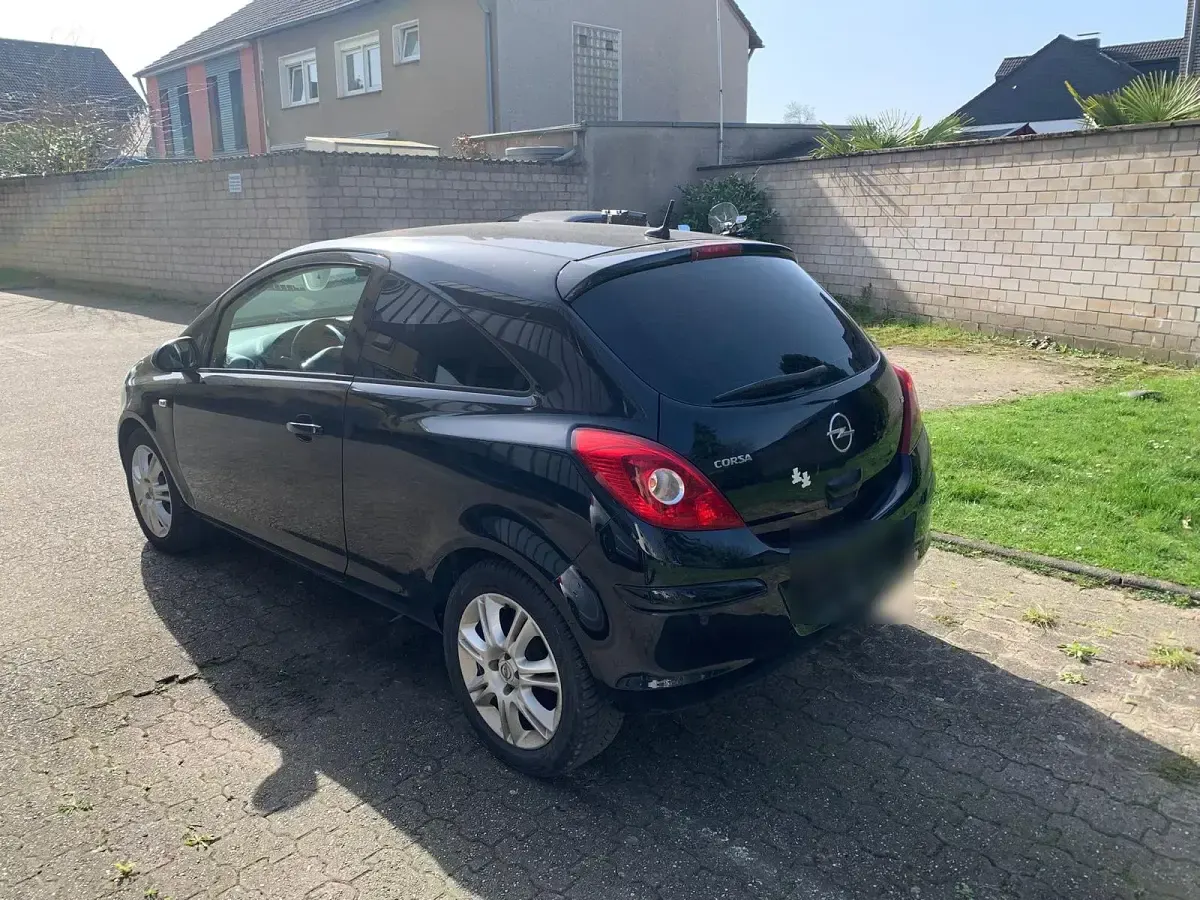 Gebraucht Opel Corsa 80 PS (58 kW) 2008 Schwarz Kleinwagen