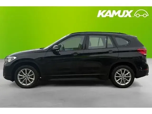 Usado BMW X1 Advantage 136 HP (100 kW) 2022 Preto SUV
