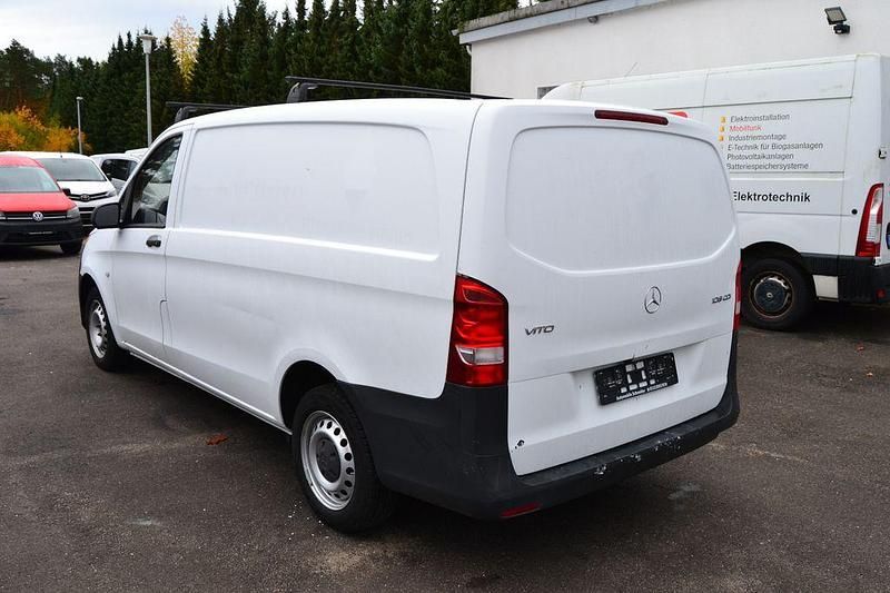 Gebraucht Mercedes Vito 88 PS (64 kW) 2015 Weiß Van