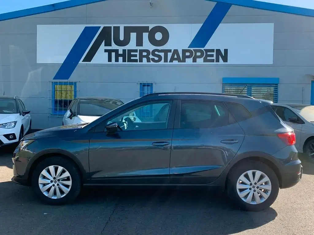 Gebraucht Seat Arona Style 95 PS (69 kW) 2024 Magnetic tech (metallic) SUV