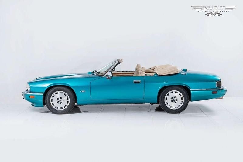 Second-hand Jaguar XJS 232 CP (170 kW) 1996 Verde Cabrio
