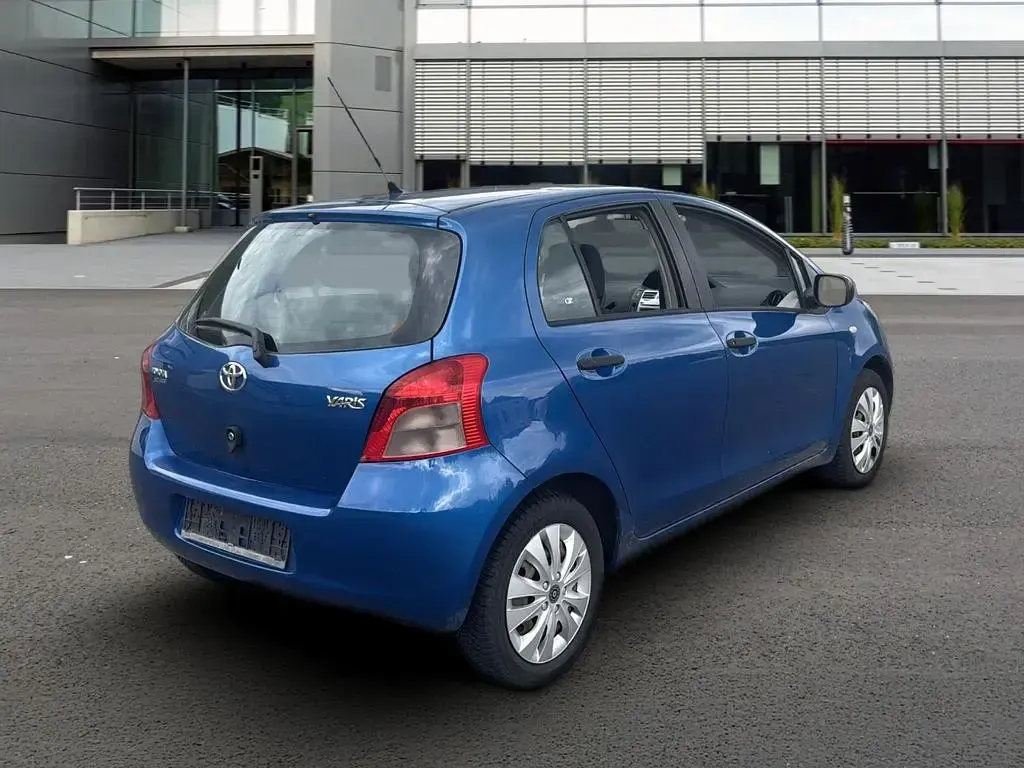 Gebraucht Toyota Yaris Cool 69 PS (50 kW) 2007 Blau Kleinwagen