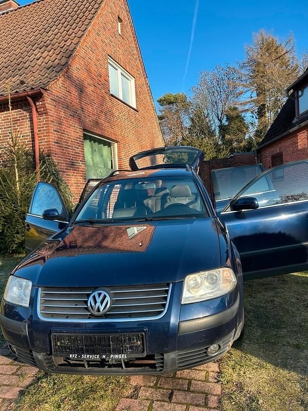 Gebraucht VW Passat 130 PS (95 kW) 2003 Blau Kombi