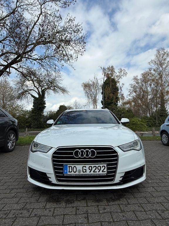 Gebraucht Audi A6 Design 218 PS (160 kW) 2015 Weiß Kombi