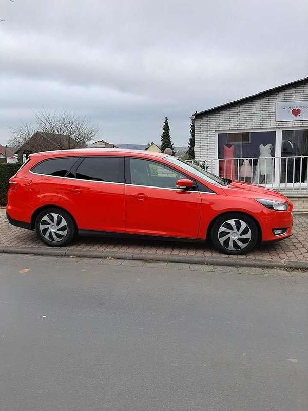 Gebraucht Ford Focus 120 PS (88 kW) 2015 Kombi