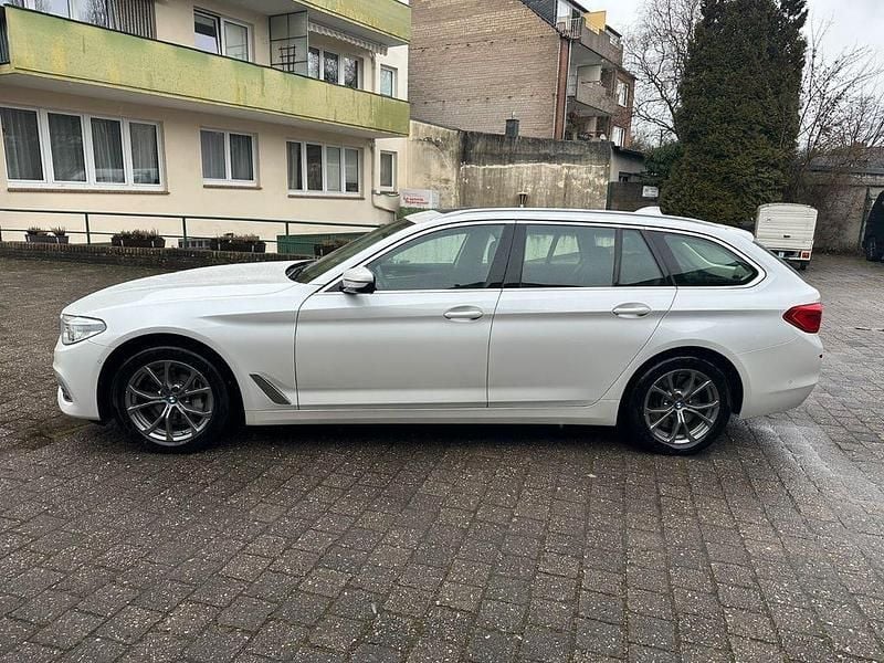 Gebraucht BMW 540 320 PS (235 kW) 2020 Weiß Limousine