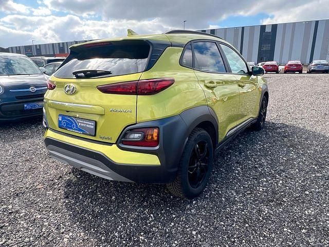 Gebraucht Hyundai Kona Style 105 PS (77 kW) 2020 Gelbkeine angabe SUV