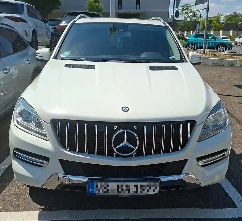 Gebraucht Mercedes ML250 204 PS (150 kW) 2012 Weiß SUV
