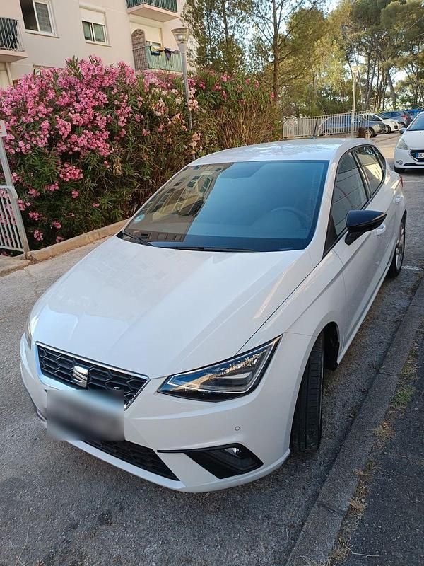Weiß Gebraucht 2020 Seat Ibiza FR Kleinwagen | 14.200 € (Guter Preis) - Bild 1/4