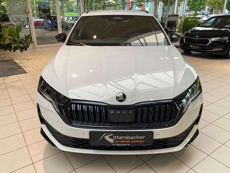 Neu Skoda Octavia SportLine 150 PS (110 kW) 2025 Weiß (moonweiss metallic) Kombi