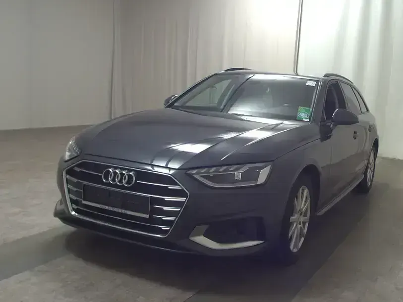 Gebraucht Audi A4 Advanced 204 PS (150 kW) 2022 Grau Kombi