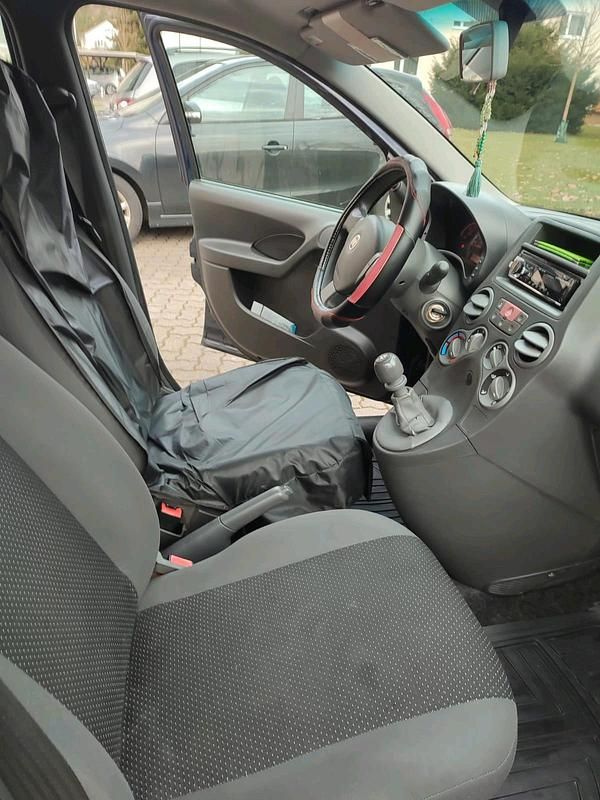 Gebraucht VW Polo 65 PS (47 kW) 2009 Blau Kleinwagen