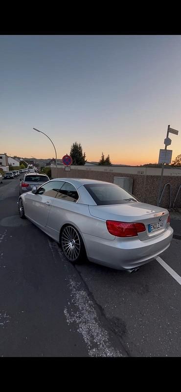 Gebraucht BMW 330 Cabriolet 245 PS (180 kW) 2011 Cabrio