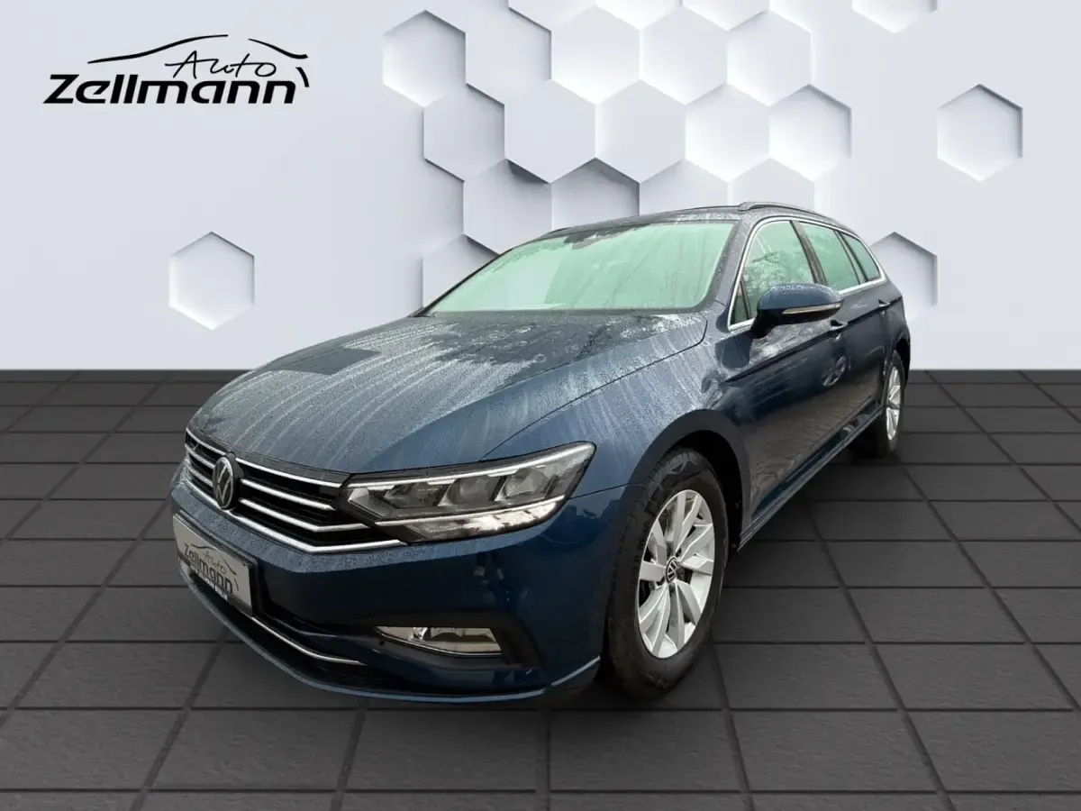 Gebraucht VW Passat Business 150 PS (110 kW) 2023 Kombi