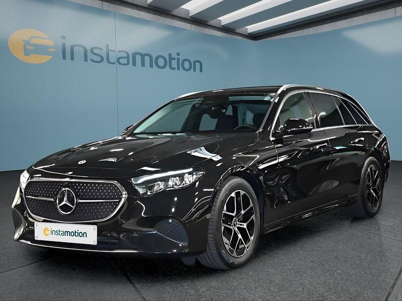Schwarz Gebraucht 2024 Mercedes E220 Kombi | 45.199 € (Superpreis) - Bild 1/4