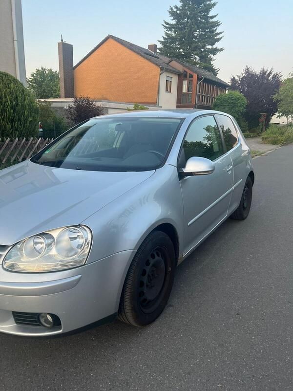 Silber Gebraucht 2007 VW Golf V Coupé | 1.750 € (Guter Preis) - Bild 1/4